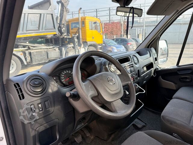 LKW mit Pritsche (offen) NISSAN NV 400