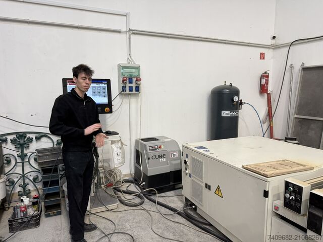 Bearbeitungszentrum SCM morbidelli m100