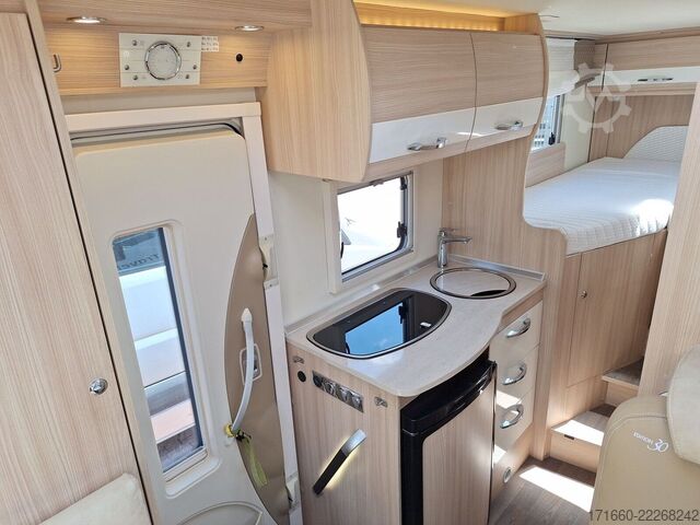 Teilintegriertes Wohnmobil BÜRSTNER Travel Van t 620 G Edition 30