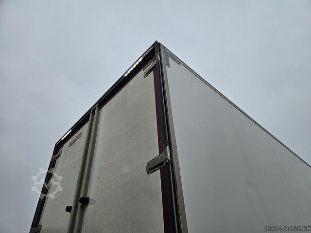 Refrigerated/freezer transport CHEREAU INOGAM/TYPE 1507 - CARRIER VECTOR 1950 - D'HOLL...