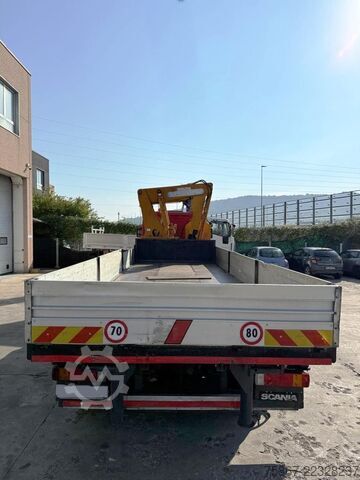 Flatbed truck SCANIA CV P 124