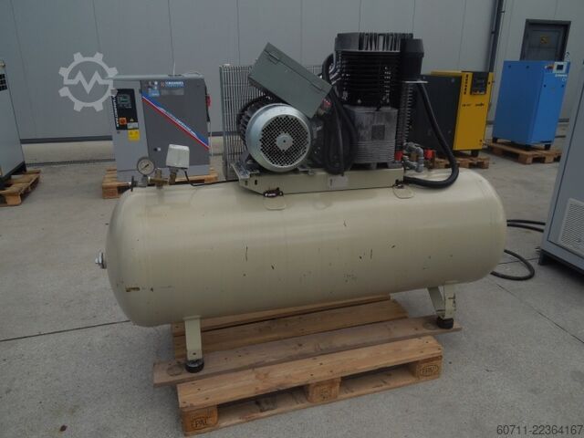Piston compressor EHLGOTZ 950L