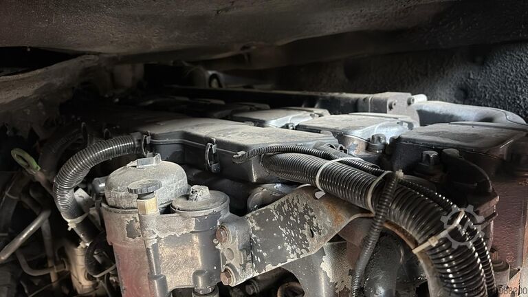 Standard-SZM MAN TGA 18.480 (POMPE MANUELLE / MANUAL PUMP / MANU...