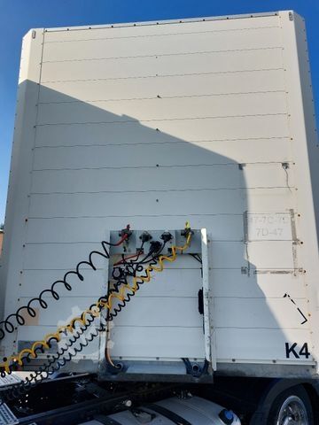 Box semitrailer SCHMITZ CARGOBULL SKO24 FP25 ISO Koffer-LIFT- verzinkt
