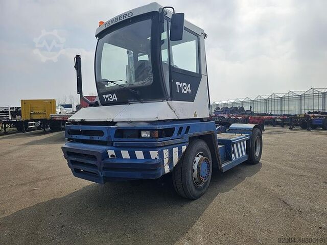 Terminal tractor TERBERG RT 282\ 4X4 | TURNABLE SEAT.| financiering moge...