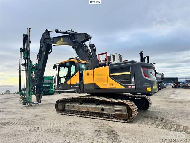 Crawler excavator Volvo EC300 EL