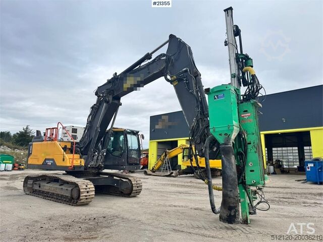 Crawler excavator Volvo EC300 EL