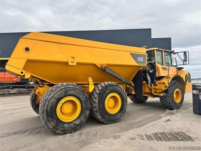 Muldenfahrzeug Volvo A25E Dump Truck.