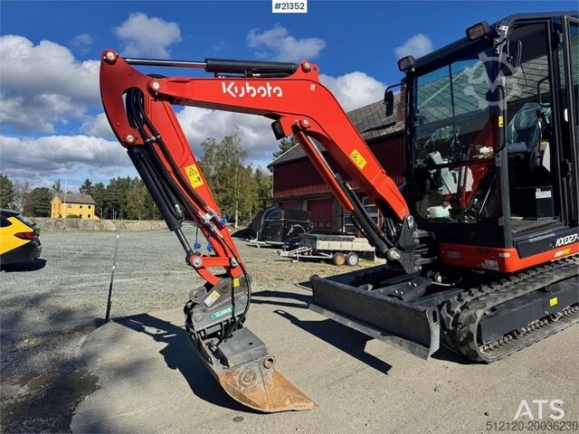 Minibagger Kubota KX027-4 Mini Excavator w/ 2 buckets. 130 hours!