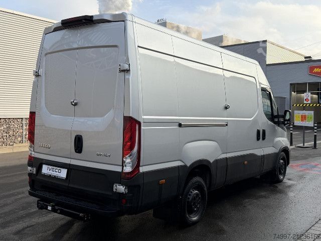 Kastenwagen IVECO 35S16 V AHK / Tempomat / RFK / Standhzg.