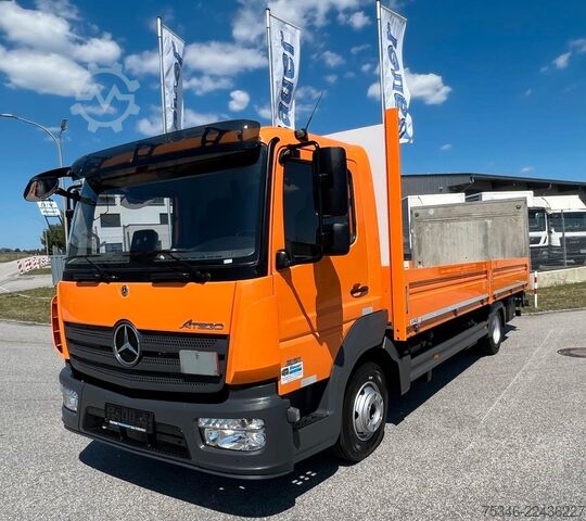 Pritschenwagen MERCEDES-BENZ Atego 821 L Pritsche6,10m/3 Sitze/Nur 70 tkm/Top