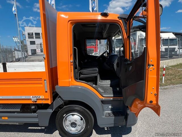 Pritschenwagen MERCEDES-BENZ Atego 821 L Pritsche6,10m/3 Sitze/Nur 70 tkm/Top