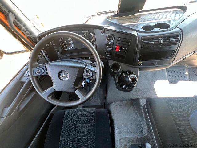 Pritschenwagen MERCEDES-BENZ Atego 821 L Pritsche6,10m/3 Sitze/Nur 70 tkm/Top