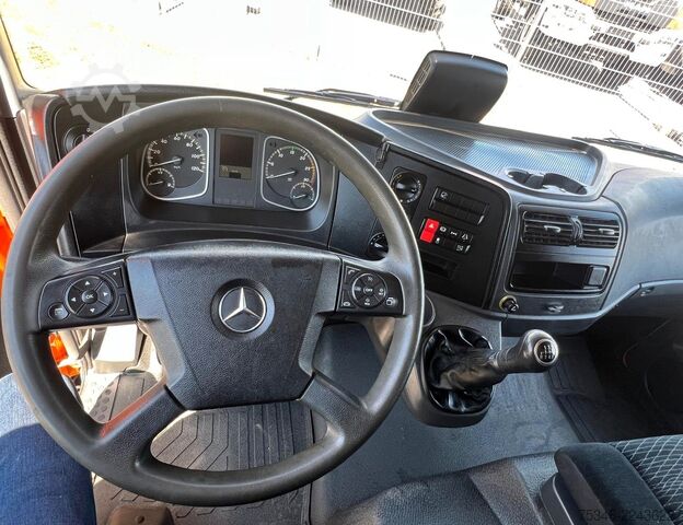 Pritschenwagen MERCEDES-BENZ Atego 821 L Pritsche6,10m/3 Sitze/Nur 70 tkm/Top
