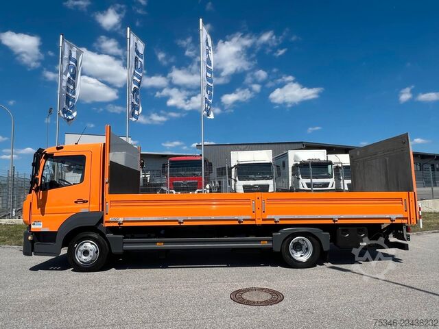 Sonderausbau-Transporter MERCEDES-BENZ Atego 821 L Pritsche6,10m/3 Sitze/Nur 70 tkm/Top