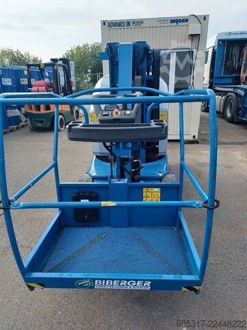 Vertical mast lift JLG Toucan 12E+