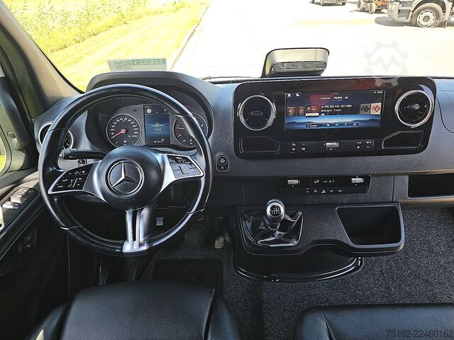 High-roof van MERCEDES-BENZ SPRINTER 311 L2H2 MBUX10  RWD