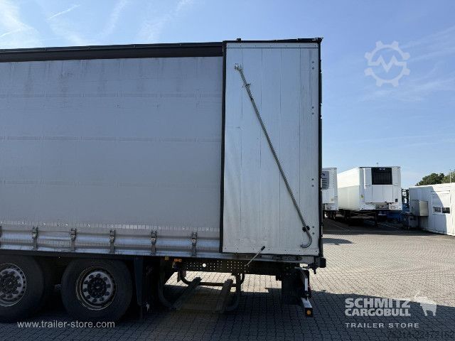 Open semitrailer with tarp Schmitz Cargobull Curtainsider Standard Getränke