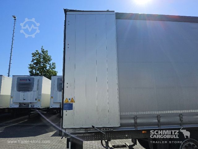 Open semitrailer with tarp Schmitz Cargobull Curtainsider Standard Getränke