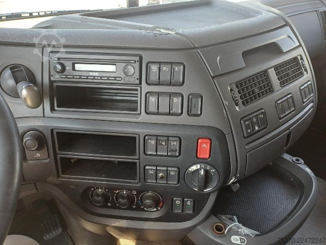 Standard tractor unit DAF XF460