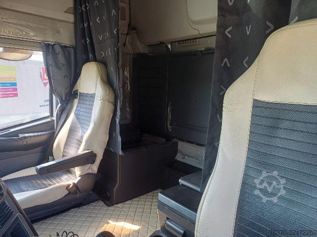 Standard tractor unit IVECO STRALIS AS440S50T/P