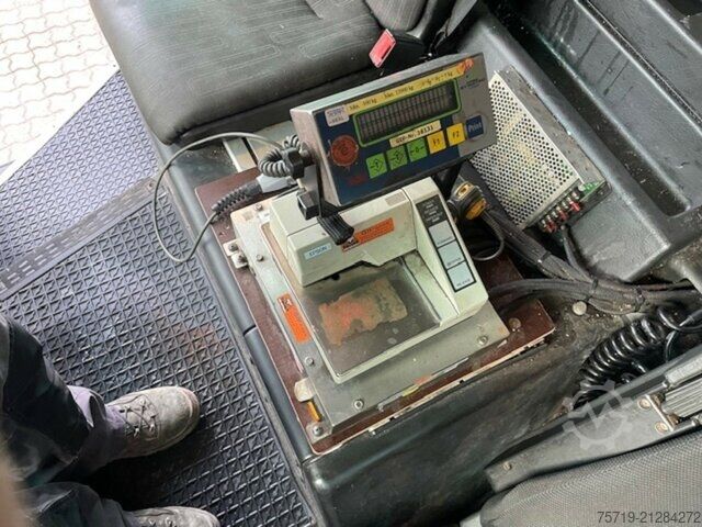 Garbage truck Mercedes-Benz 2630 6x2 Econic Zöller Magnum XXL 22