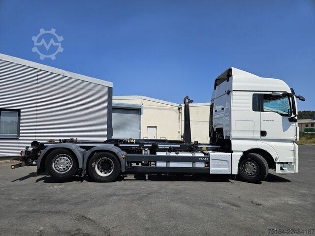 Roll-off tipper truck MAN TGX 26.460 BL 6x2 Nachlauflenkachse