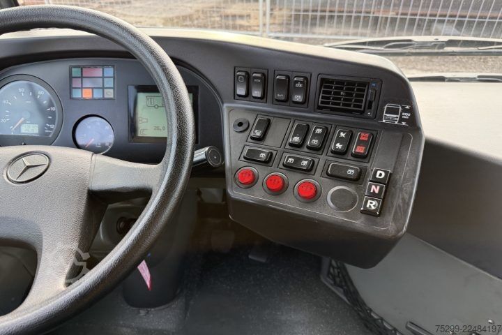 Commercial vehicle Mercedes-Benz O 530 Linienbus / Swiss-Vehicle
