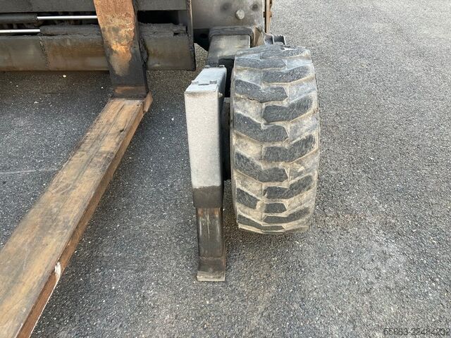 Annex forklift No. 02 Terberg TKL MC-3x3