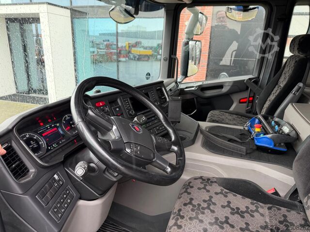 Kranwagen Scania P370 XT 6x2 HMF 3220-K6+Fly jib FJ600-K3 Euro 6D