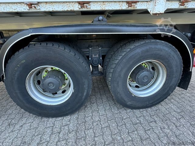 Tipper truck MERCEDES-BENZ Axor 2633 Kipper mit Kran Fassi F135
