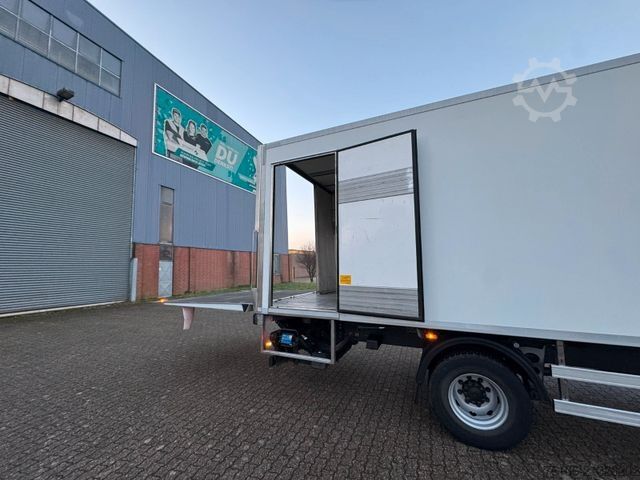 Refrigerated truck DAF LF 16.260 Tiefkühlkoffer mit Ladebordwand
