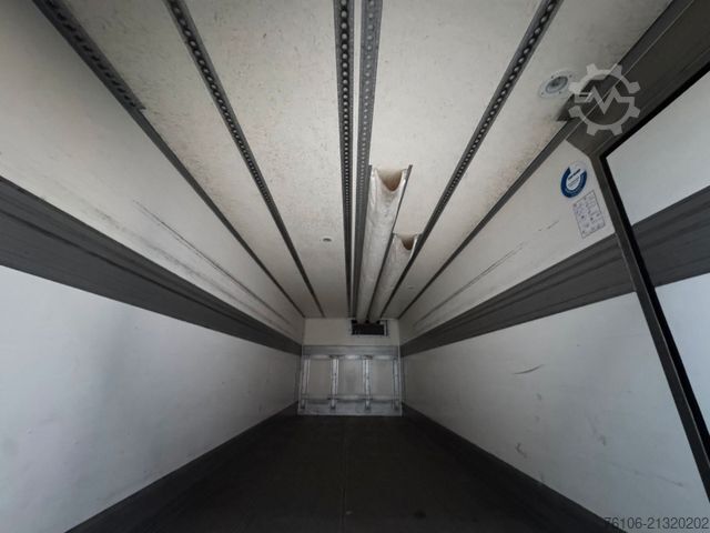 Refrigerated truck DAF LF 16.260 Tiefkühlkoffer mit Ladebordwand