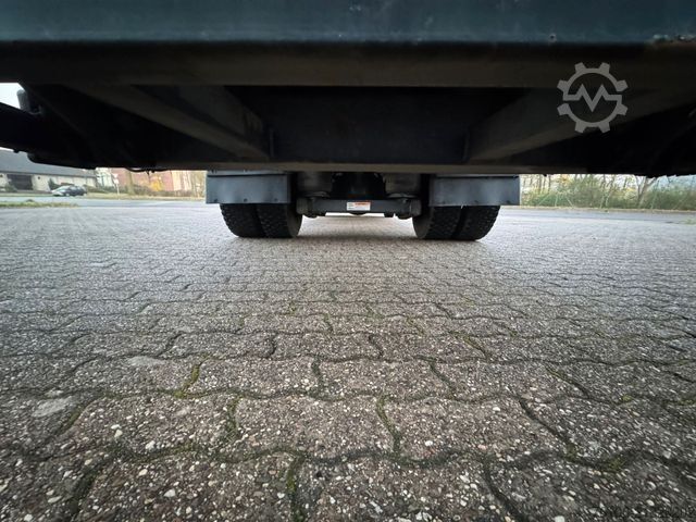 Refrigerated truck DAF LF 16.260 Tiefkühlkoffer mit Ladebordwand