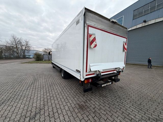 Box van MAN TGL 8.190  Isolier Koffer mit Ladebordwand