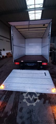 Transporter mit Koffer IVECO Daily 35S16 Koffer mit Ladebordwand *Klima-aut.*