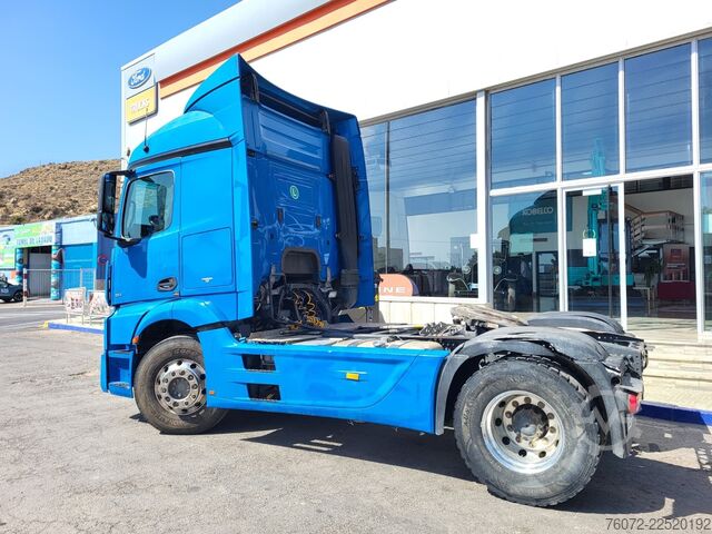 Standard SZM Mercedes-Benz Actros 1843