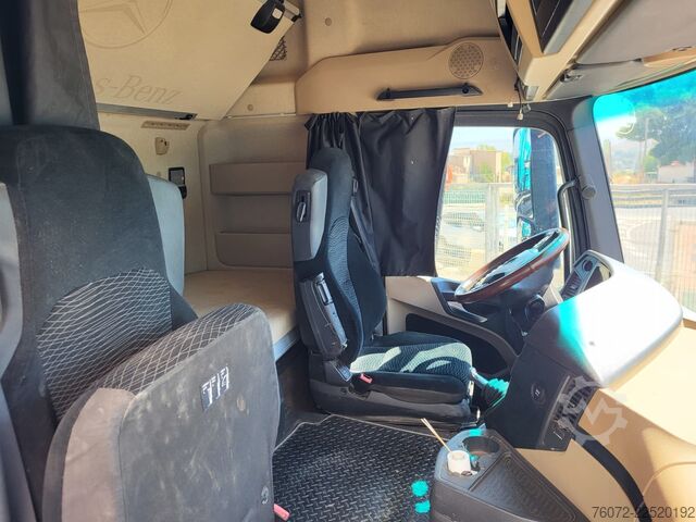 Standard SZM Mercedes-Benz Actros 1843