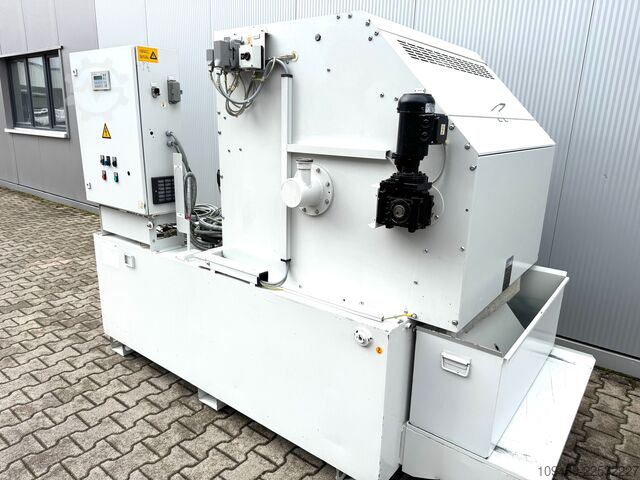 Coolant system / KNOLL KF 600-1500 KNOLL KF 600 - 1500 Kühlmittelreinigungsanlage