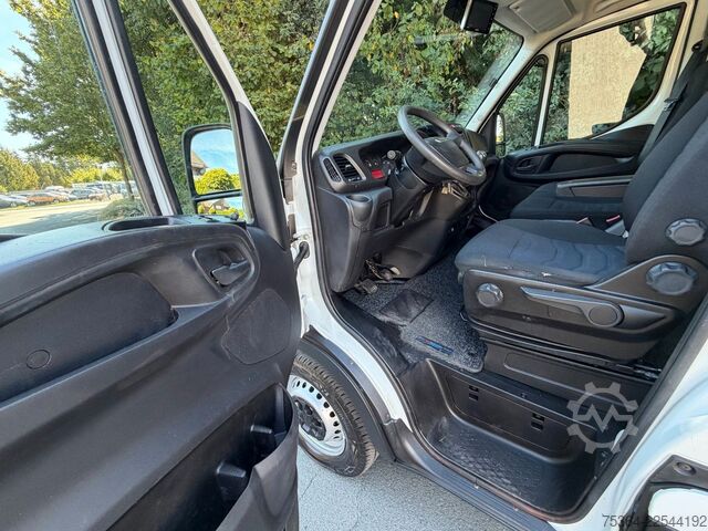 Pritschenwagen ISUZU Daily 35S12 Doppelkabine Pritsche Ahk+Kran 3,5t