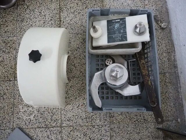 Meat processing cutter K+G Wetter 90 l