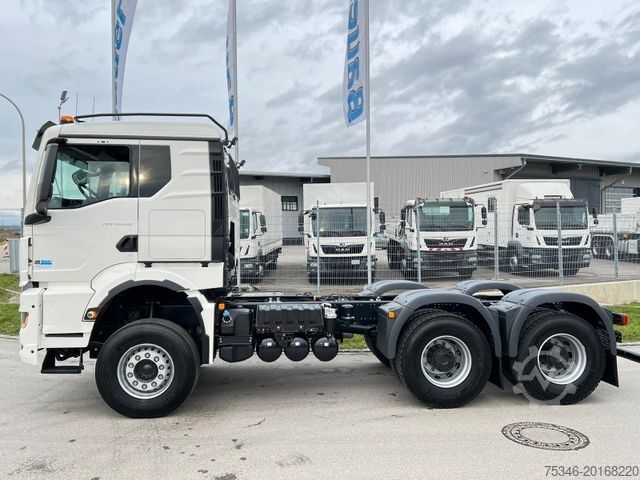 Heavy-duty truck MAN TGS 33.510 BB 6x4 FG/RS 3,30m/59 to./NA/AHK/Neu