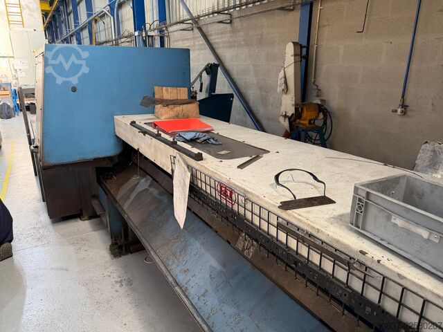 Tube cutting by disc Simec Srl (Schio, Vicenza, Itália) MEC 120 MI (nº de série 3583)