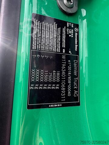 Standard-SZM Mercedes-Benz Actros 1836 4X2 2023 175.804km SPOILERS