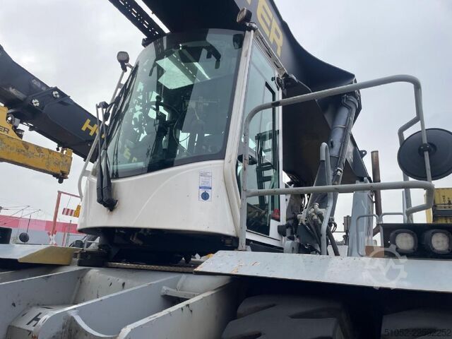 Full-container reach stacker Hyster RS46-41XD/67S
