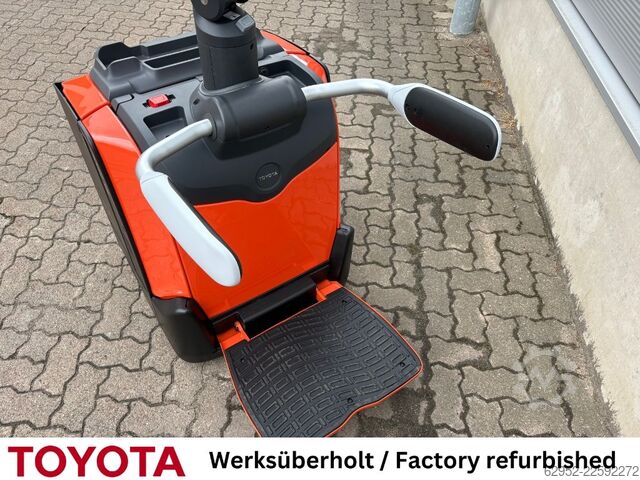Electric Pallet Truck Toyota LPE 200 / Akku neu!
