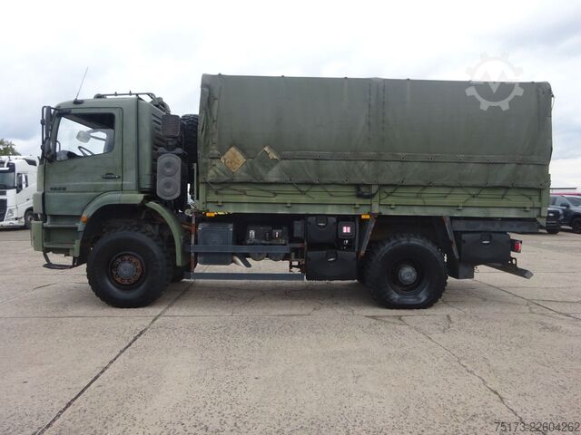 LKW mit Pritsche & Plane MERCEDES-BENZ AXOR-R 1829 A Bm 950.562 Pritsche/Plane