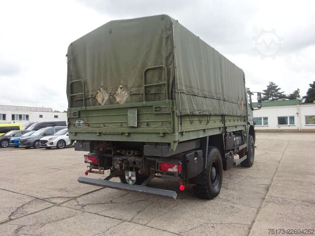 LKW mit Pritsche & Plane MERCEDES-BENZ AXOR-R 1829 A Bm 950.562 Pritsche/Plane
