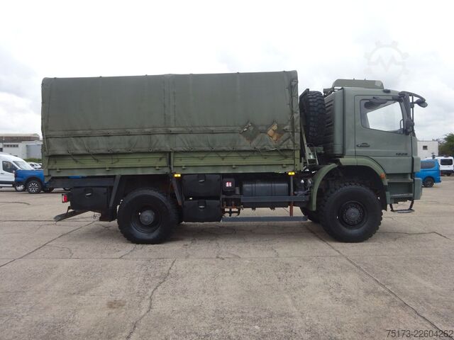 LKW mit Pritsche & Plane MERCEDES-BENZ AXOR-R 1829 A Bm 950.562 Pritsche/Plane