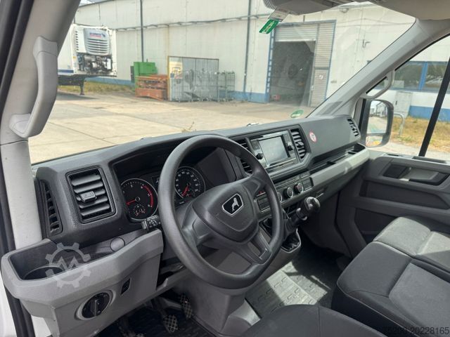 Box van MAN TGE 3.140 Koffer mit LBW/Tempo/Klima/Kamera